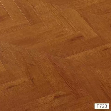 F723