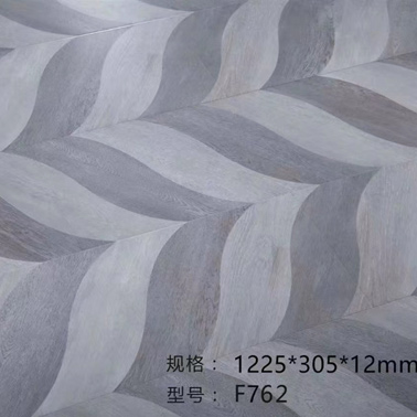 F762