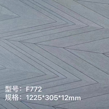 F772